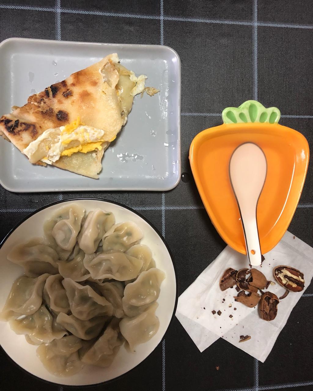 小麦粉鸡蛋饼