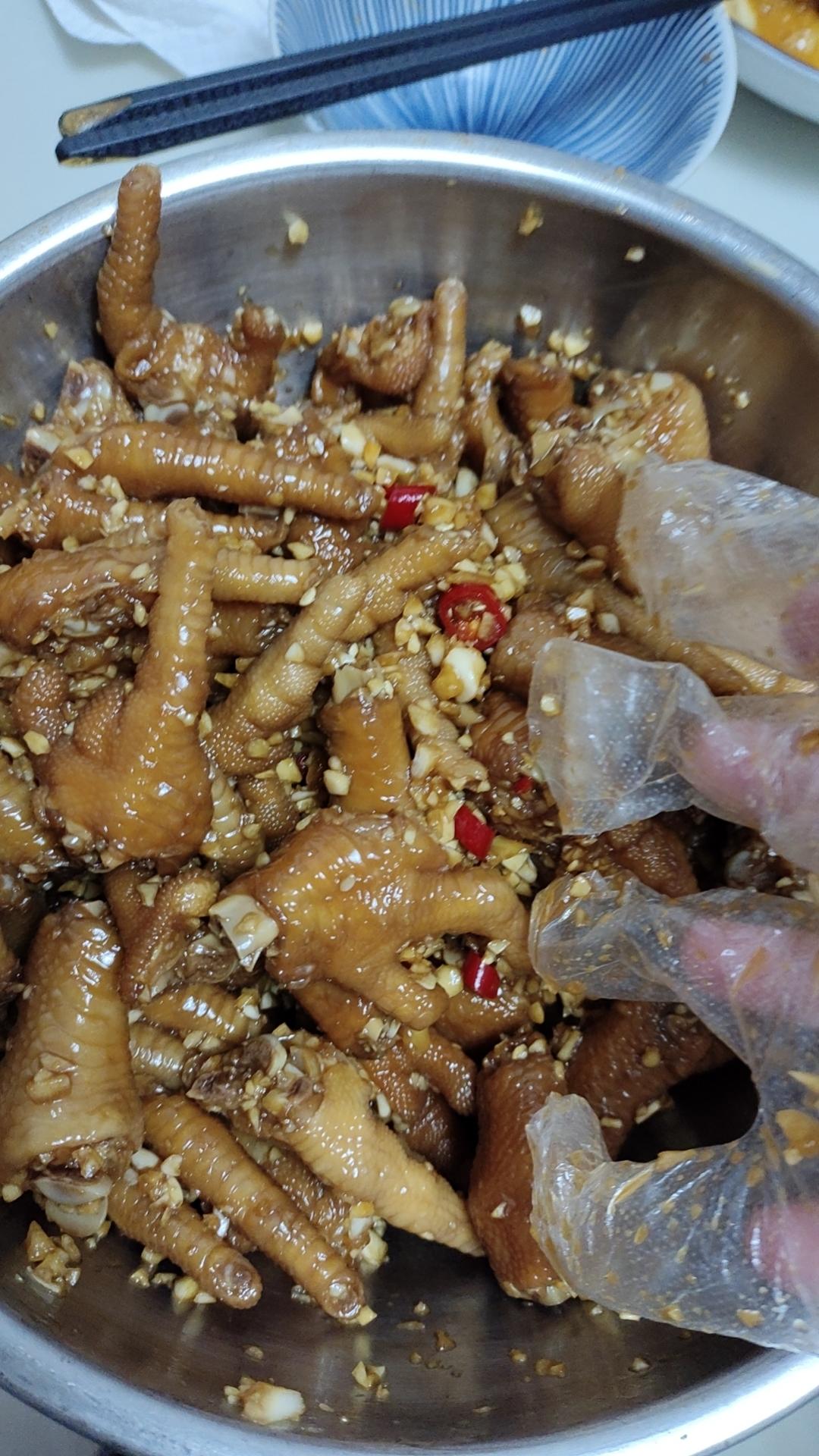 蒜蓉鸡爪（南宁加州八珍鸡爪）