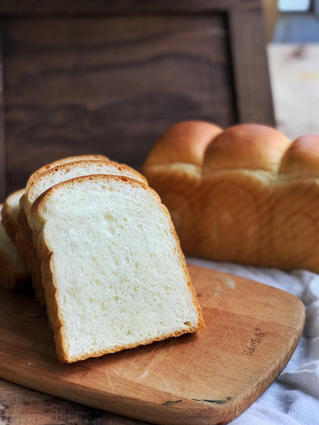 懒人版一次发酵炼乳吐司（NU-JK200W蒸烤箱食谱）