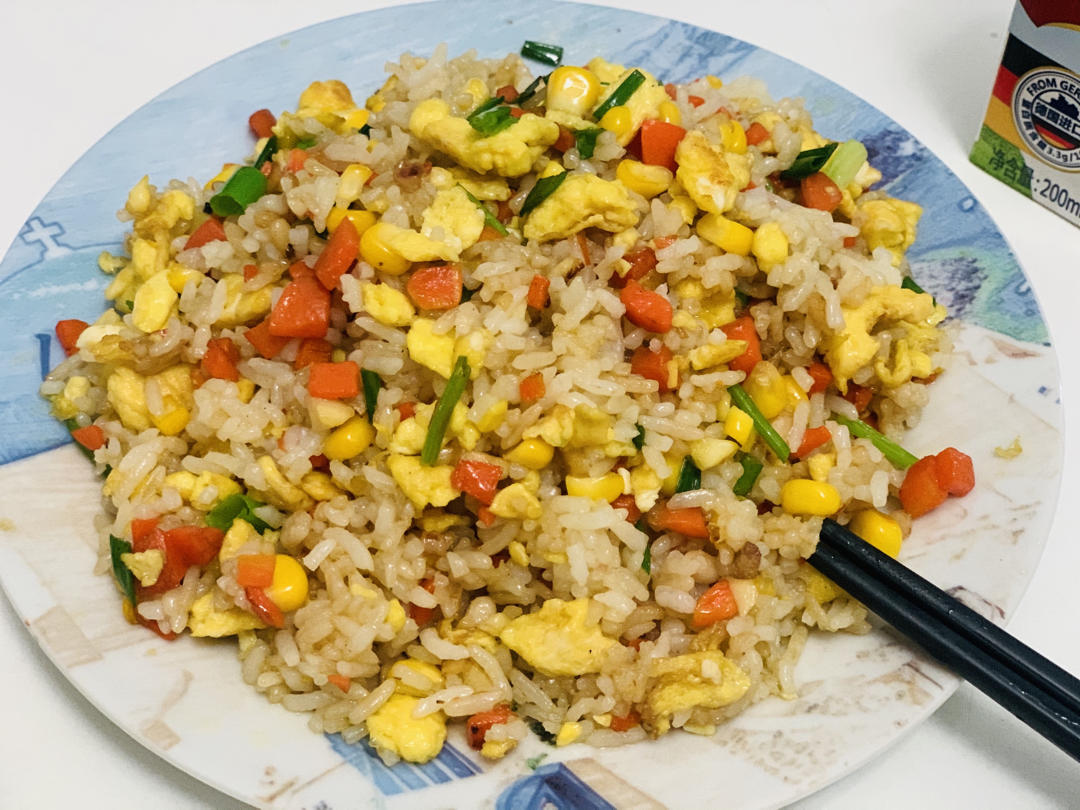 好吃到停不下来的酱油蛋炒饭