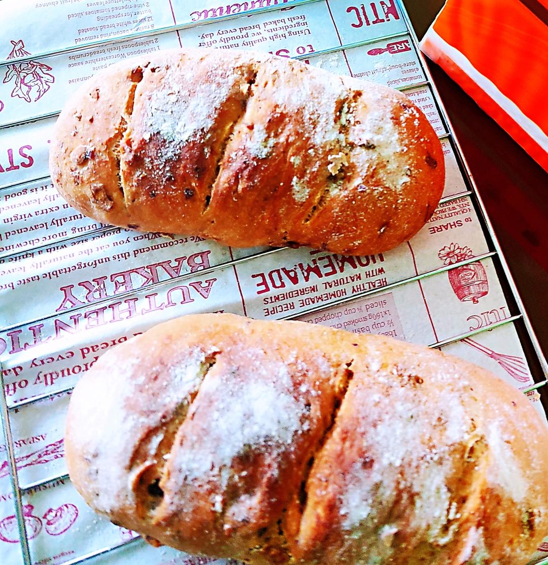 红枣核桃软欧包