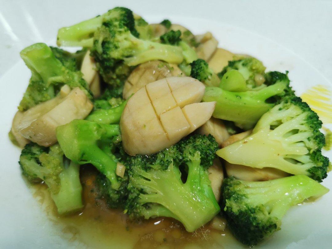 杏鲍菇炒西兰花