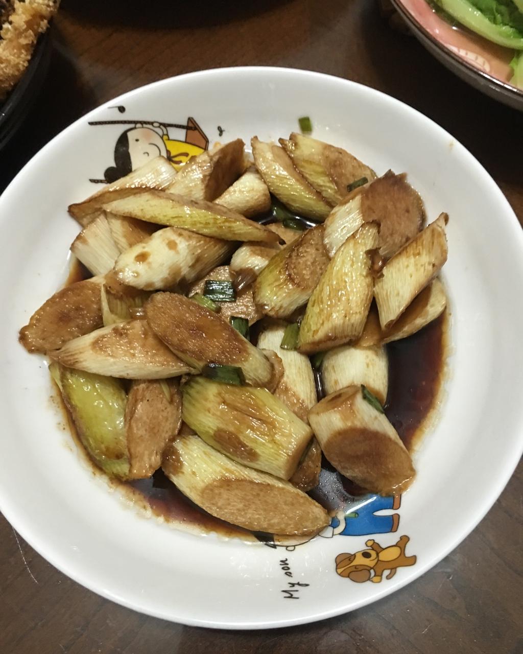 油焖茭白