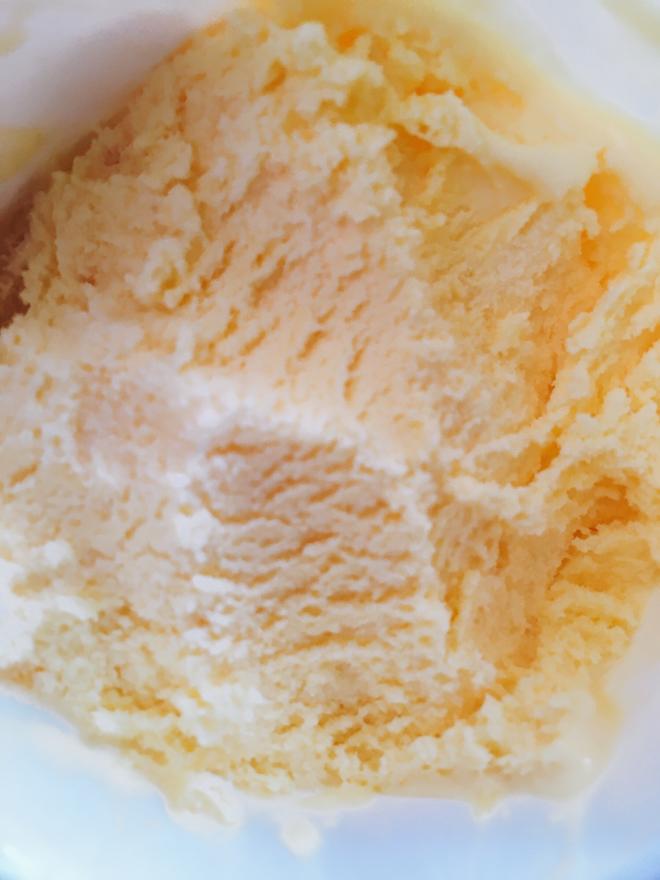 无冰渣无蛋黄只需奶油和酸奶的【酸奶冰激凌】超级简单，还可以做别的口味哦的做法