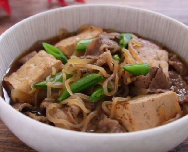 日式炖煮牛肉豆腐的做法