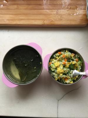 什锦蔬菜炒饭&海带汤的做法 步骤6