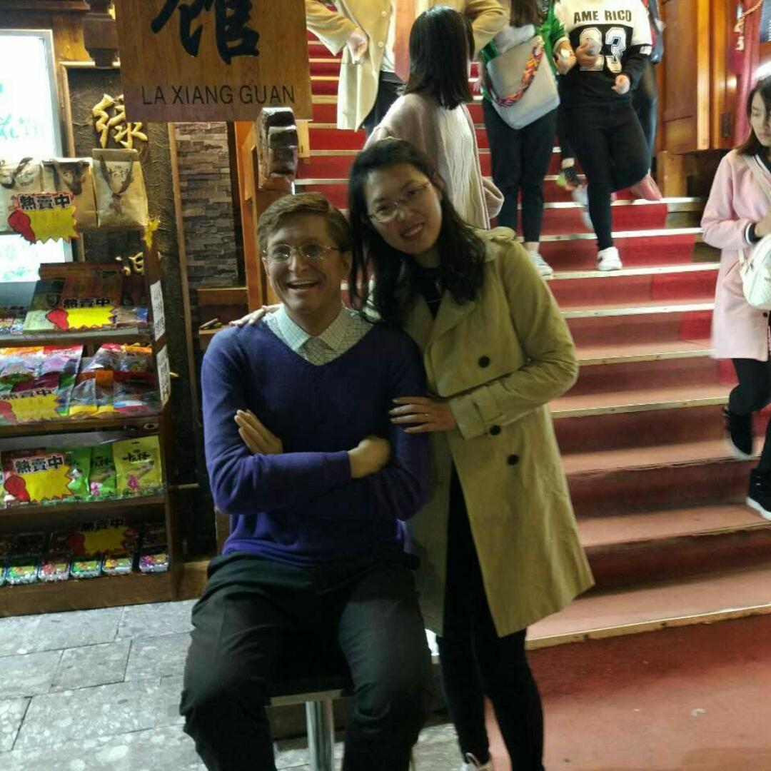 爱在浪漫中舞蹈
