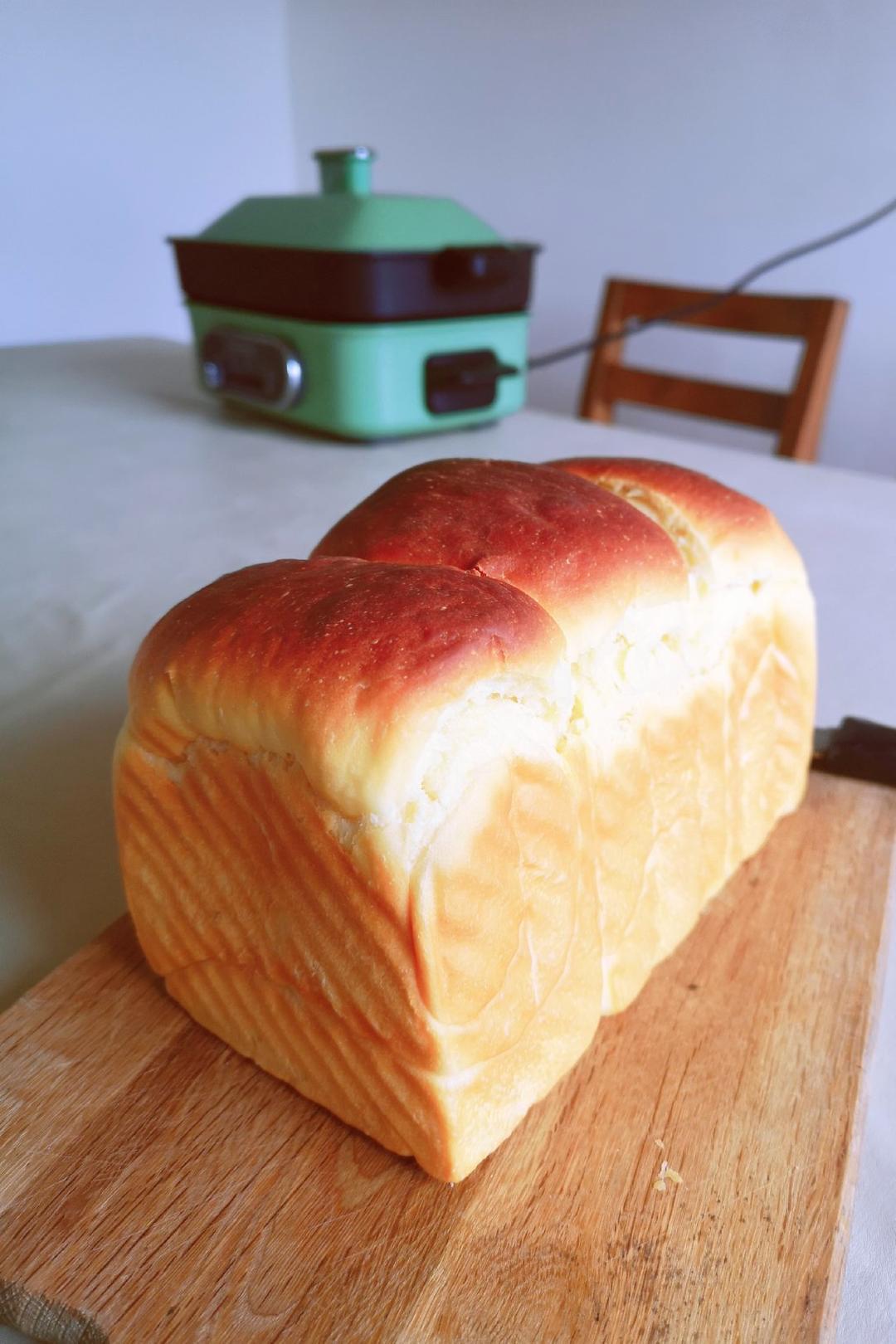 比中种还柔软的香醇面包——酸奶奶酪吐司（二奶吐司）