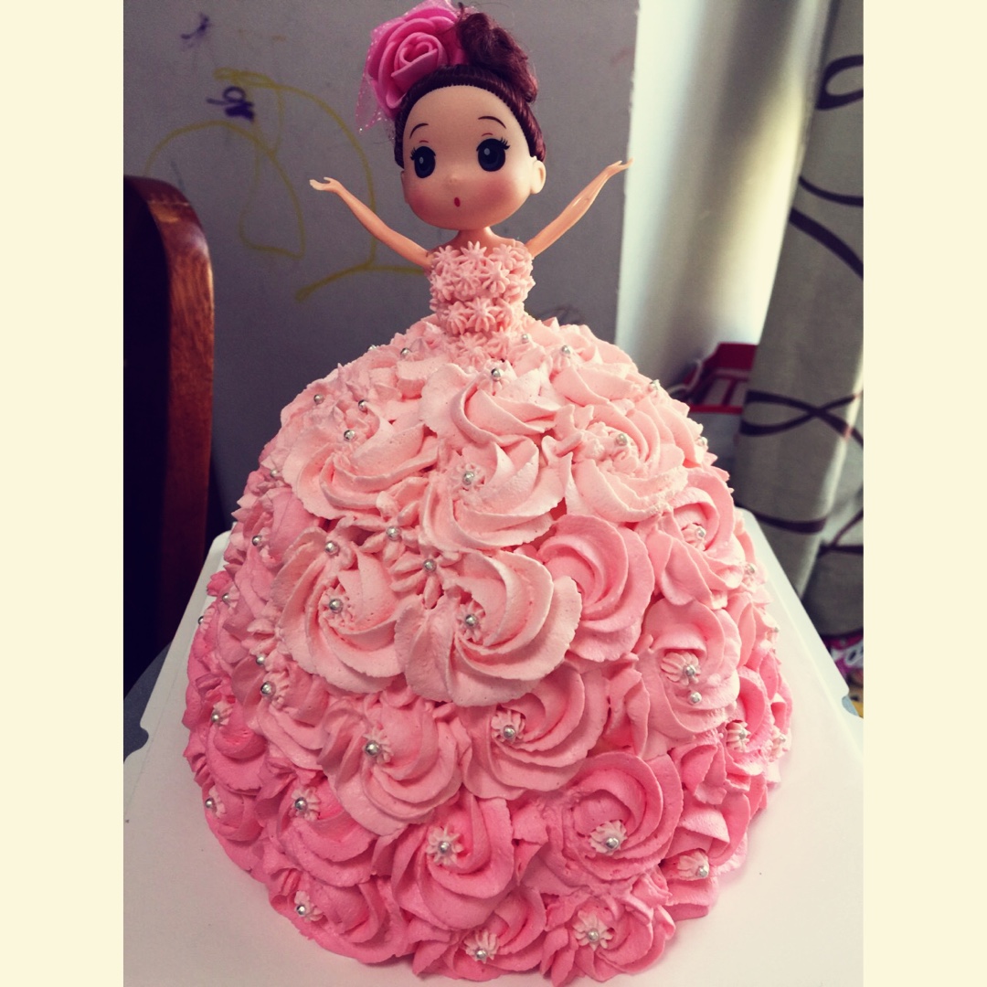 123茄子做的芭比娃娃蛋糕