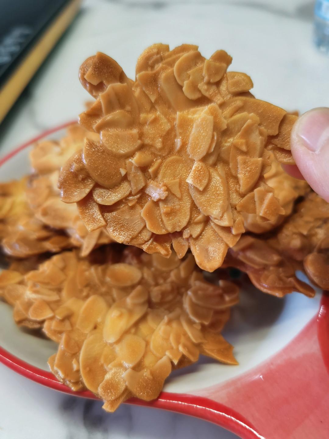 嘎嘣脆倍儿香的～杏仁瓦片脆