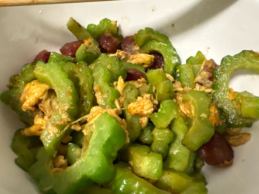 苦瓜炒鸡蛋＆腊肠
