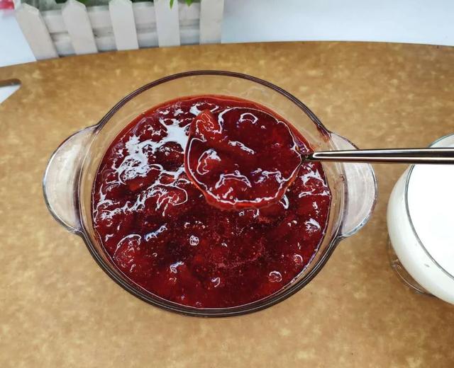 这样做草莓酱,简单美味,无添加的做法