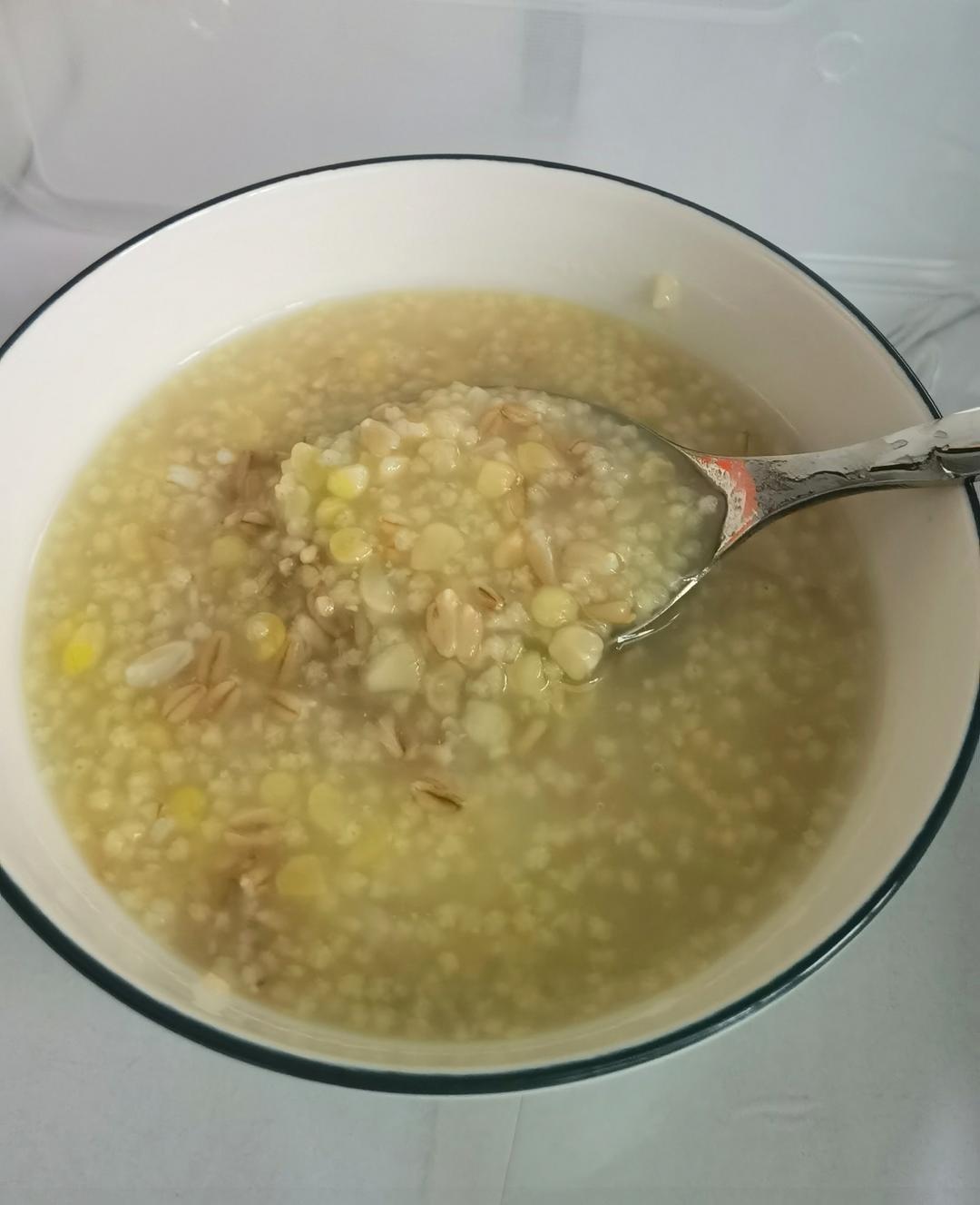 燕麦米小米粥（一口就爱上的粥）