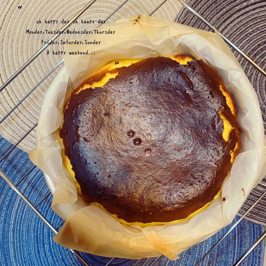 快手的网红basque cheesecake巴斯克焦芝士蛋糕