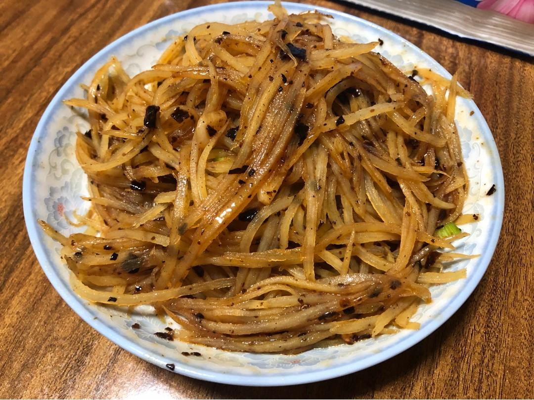 在家也能做出馆子味儿的醋溜/炝炒/酸辣土豆丝（就是那道看似简单，实则步步玄机的土豆丝）