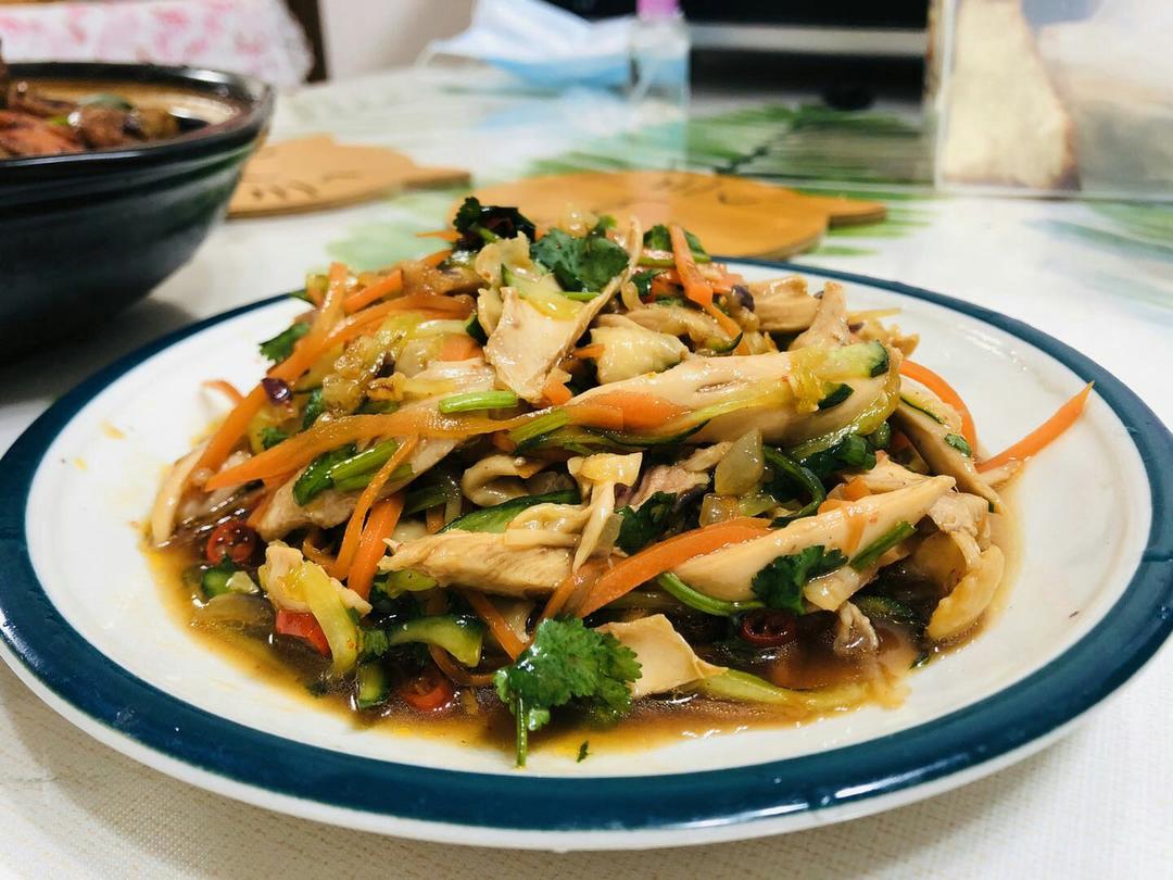 手撕鸡的家庭版做法