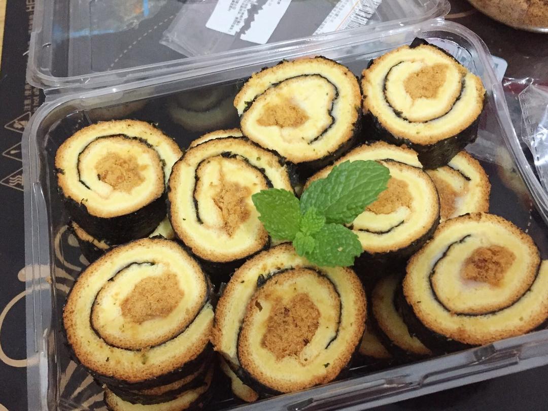 甲猫猫做的寿司蛋糕卷