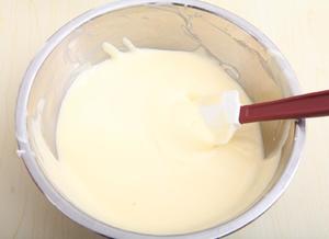 酸奶蛋糕的做法 步骤9