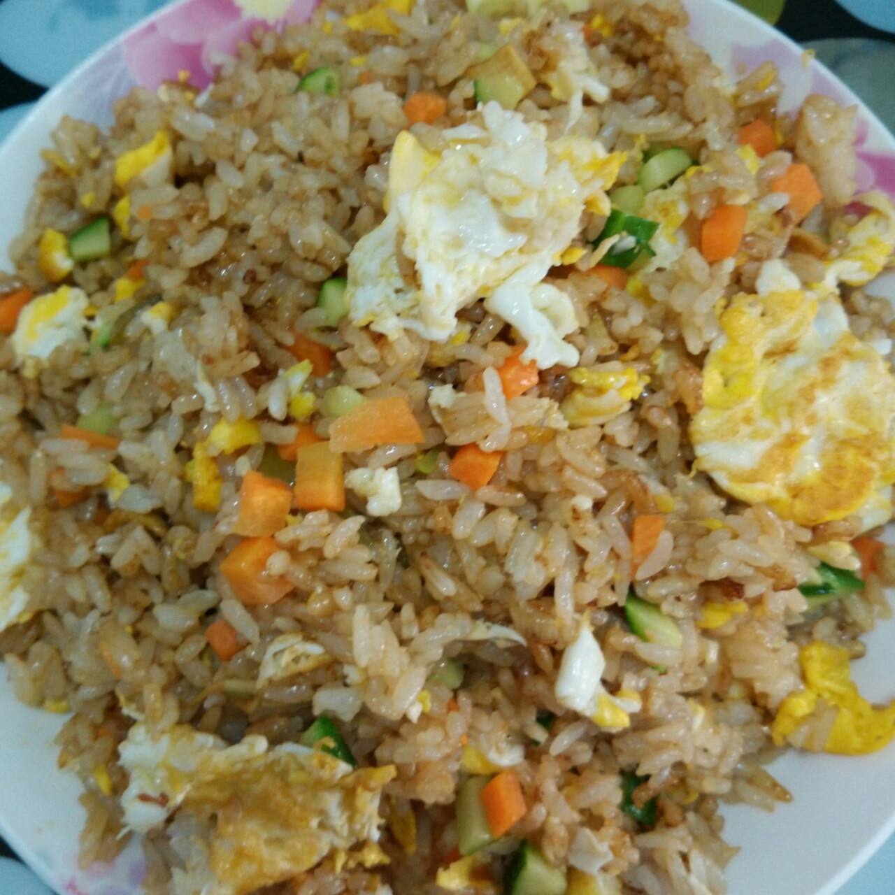 锅碗瓢盆做的家常蛋炒饭