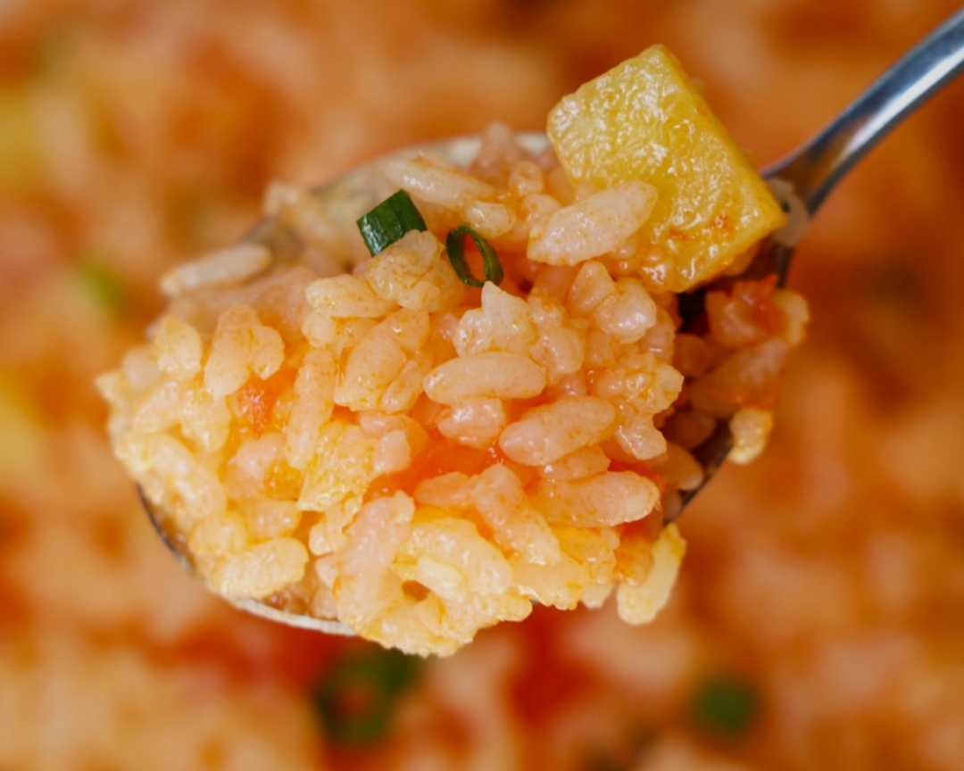 番茄土豆烩饭，剩米饭的神仙吃法的做法