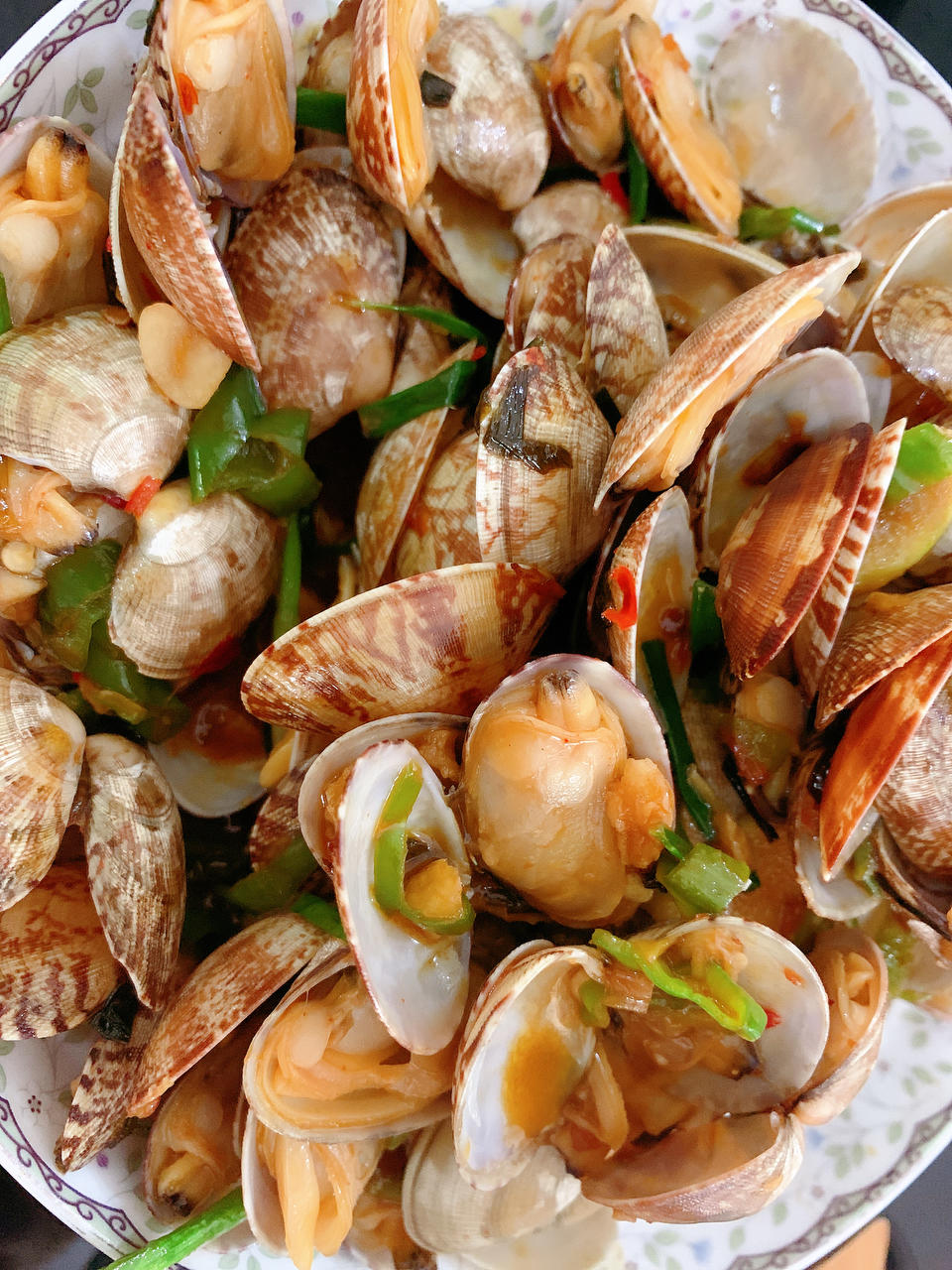 死小胖子做的香辣炒花甲