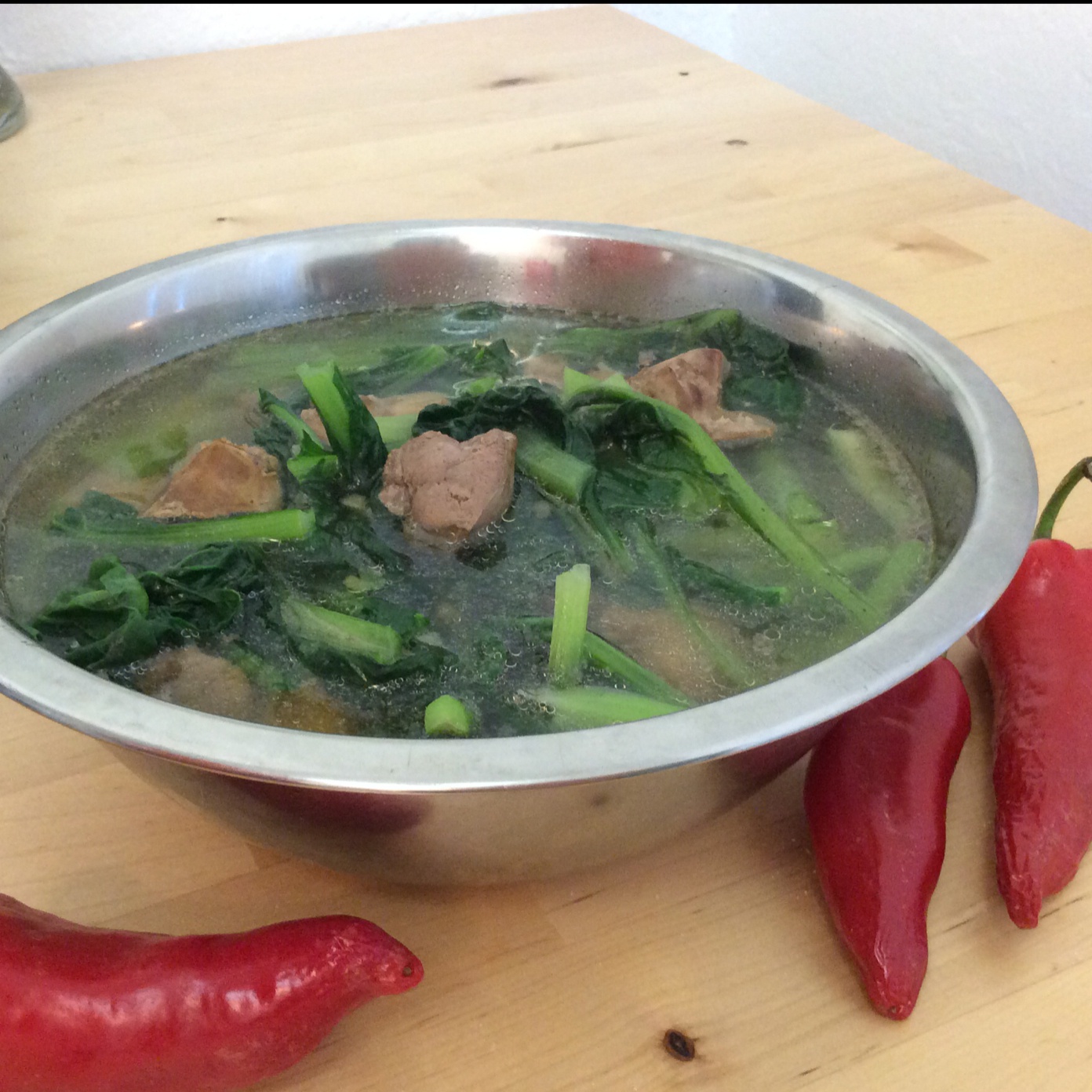 鸡汁菠菜煨鸡肝