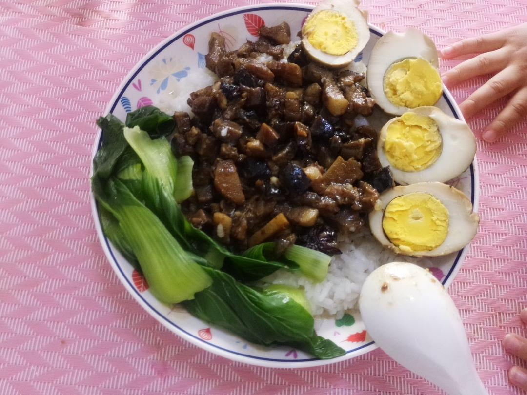 在家也能做的卤肉饭