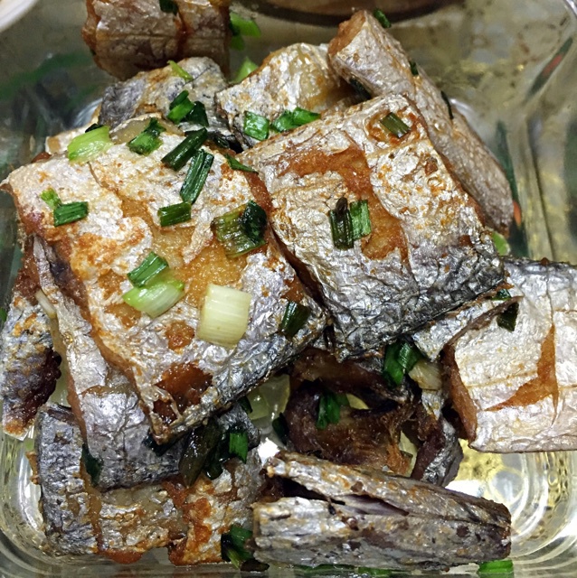 油煎带鱼