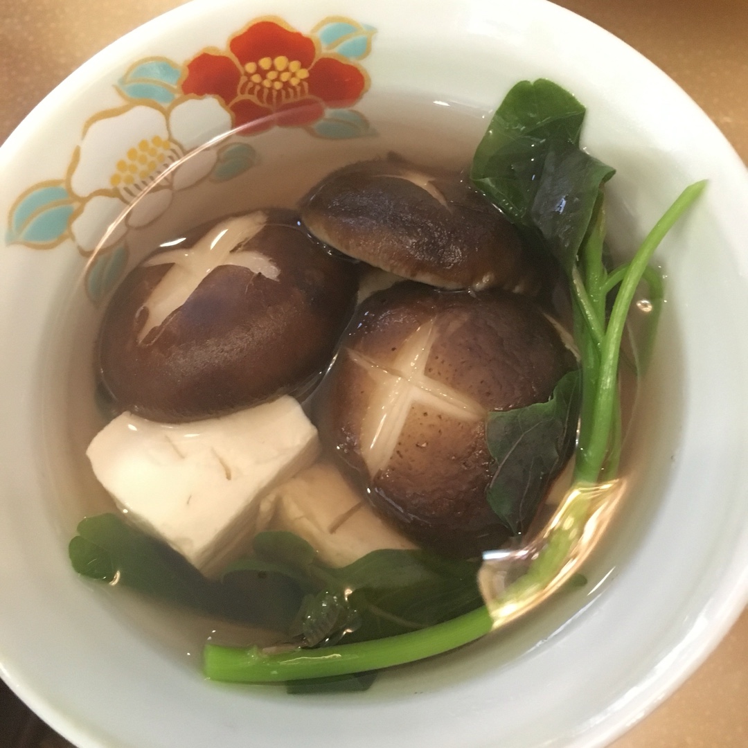 蘑菇豆腐汤