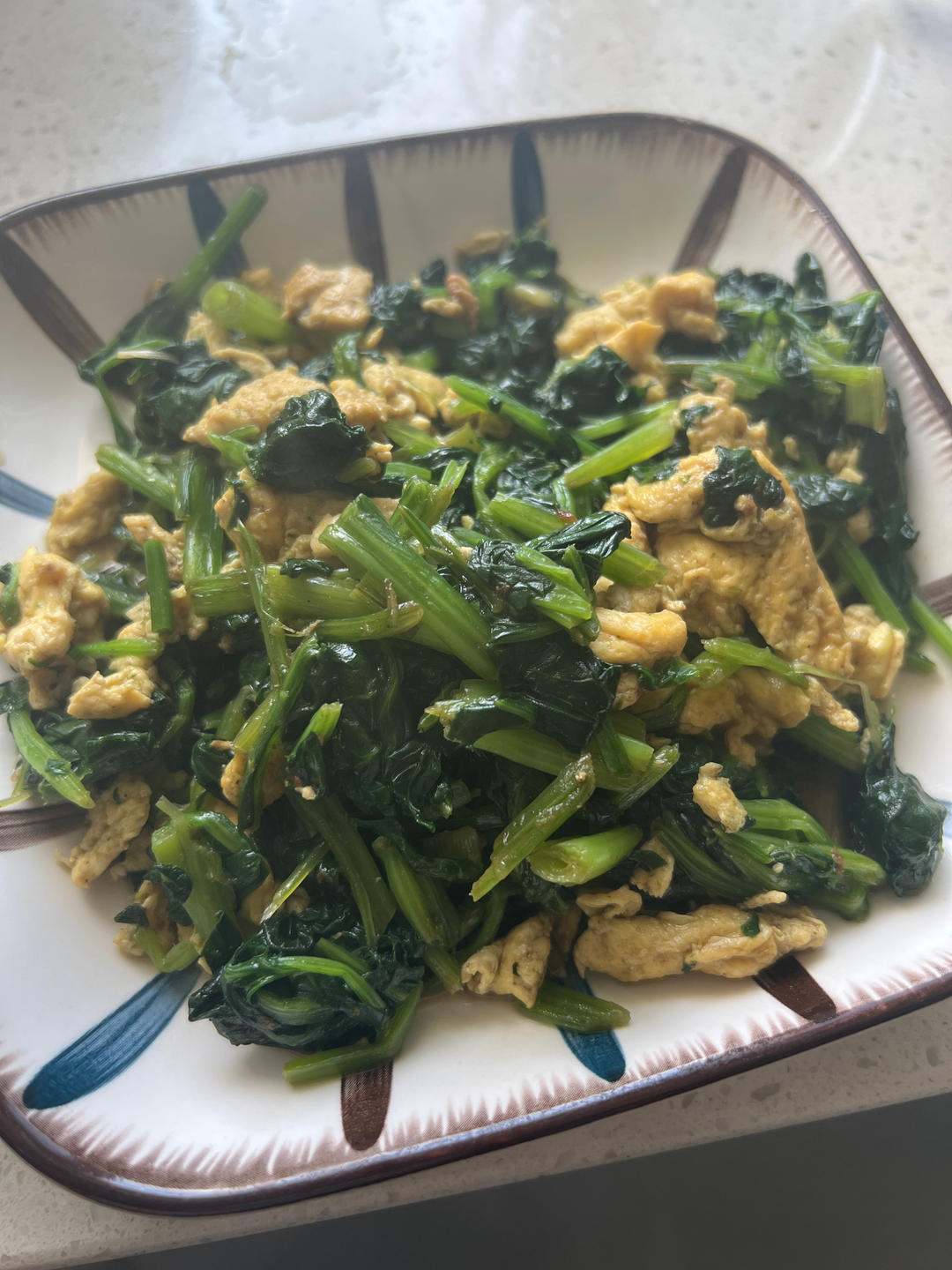 菠菜炒鸡蛋