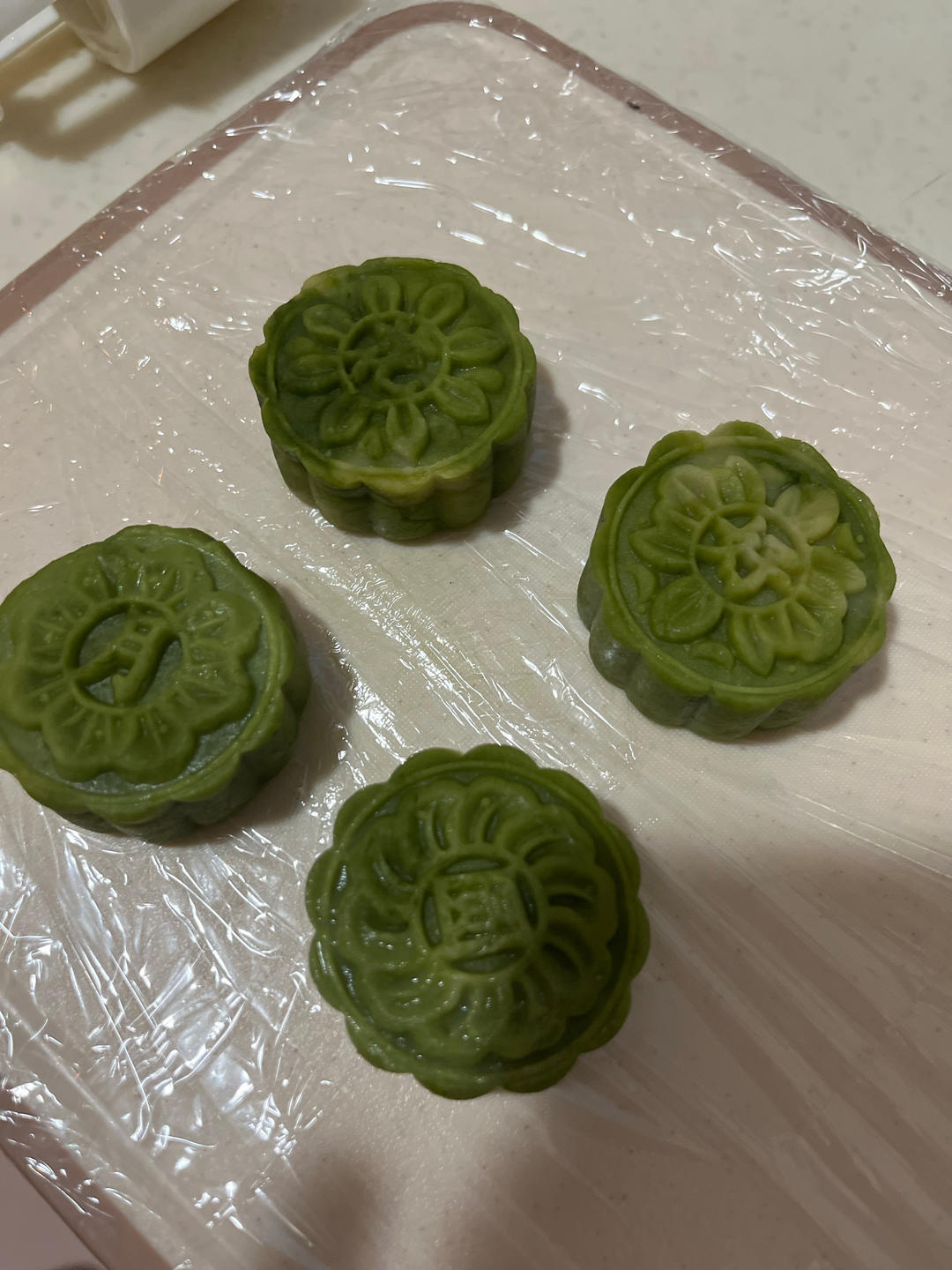 融在舌尖的奶香绿豆糕