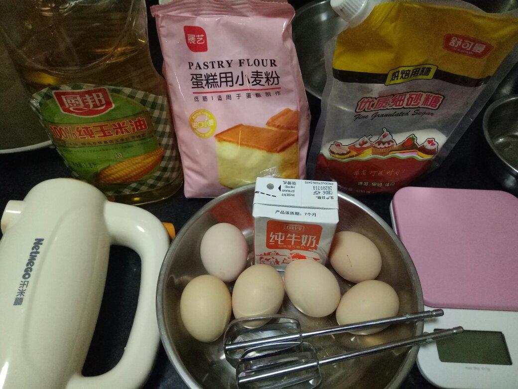 纸杯蛋糕 8寸戚风蛋糕的量