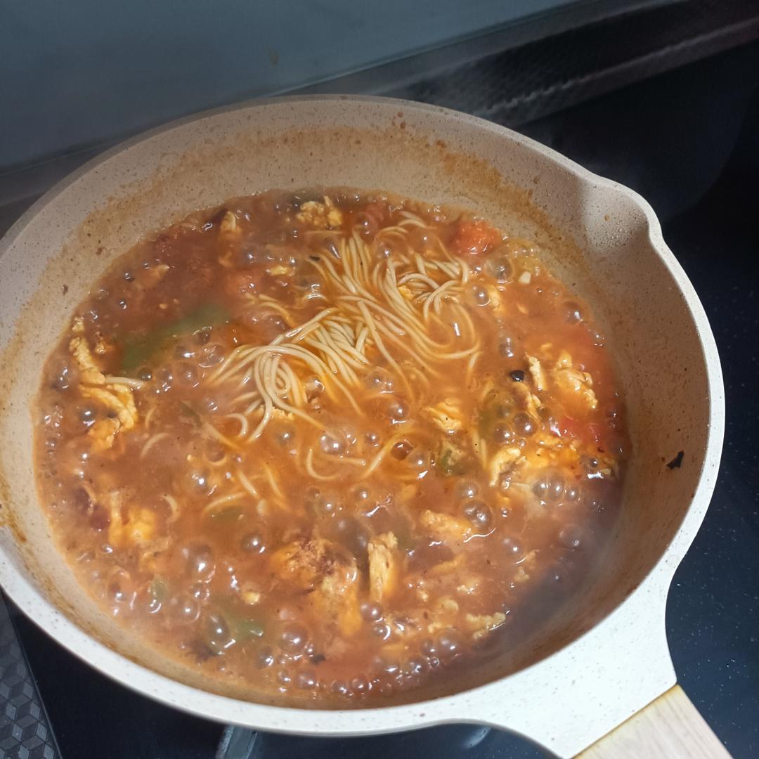 恨不得抱着锅舔的番茄鸡蛋面