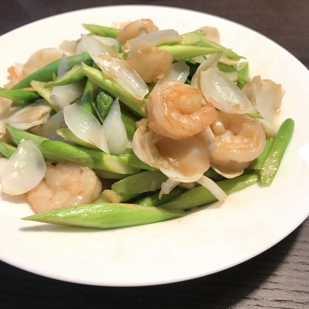 鲜虾百合芦笋