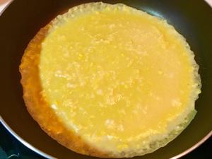 【早餐】鲜玉米奶香蛋饼的做法 步骤9