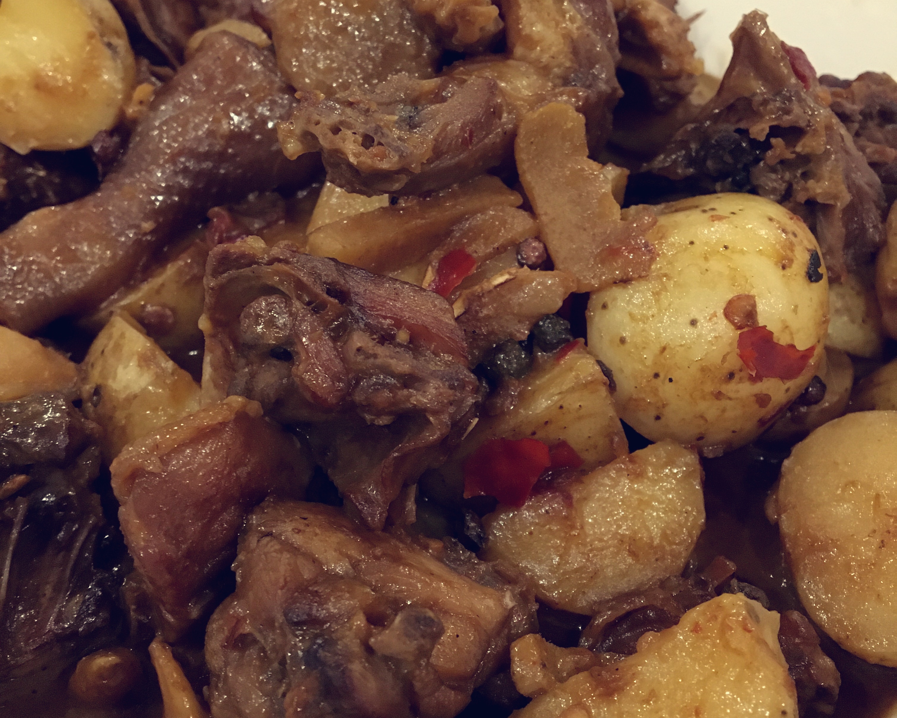 湖北腊鸡炖土豆的做法