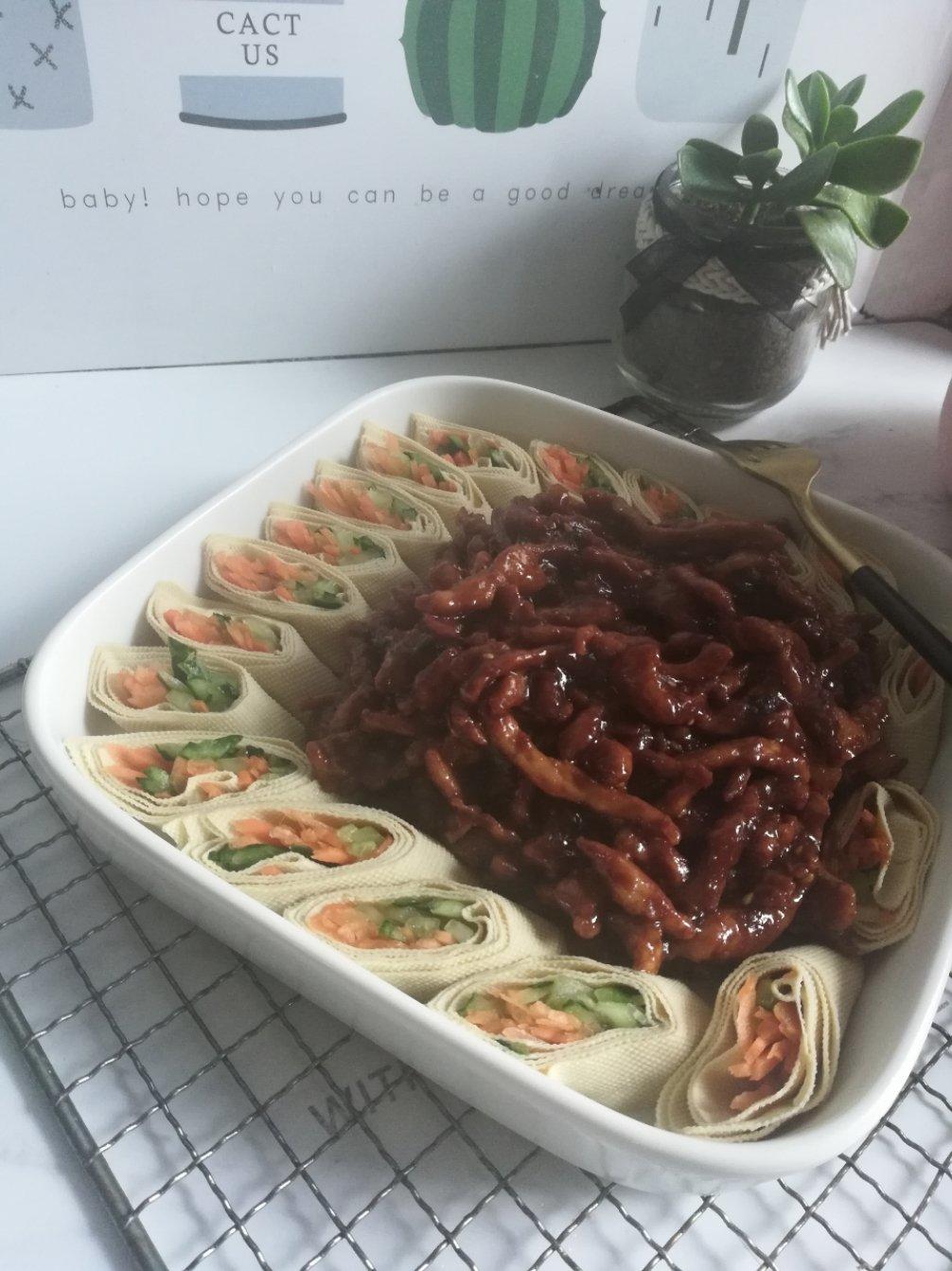 京酱肉丝之造型摆盘