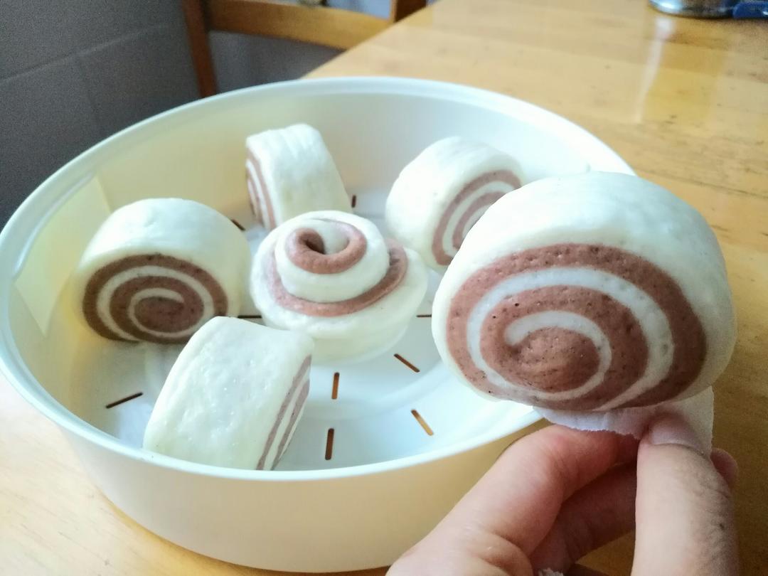 lcyamyli做的双色馒头卷
