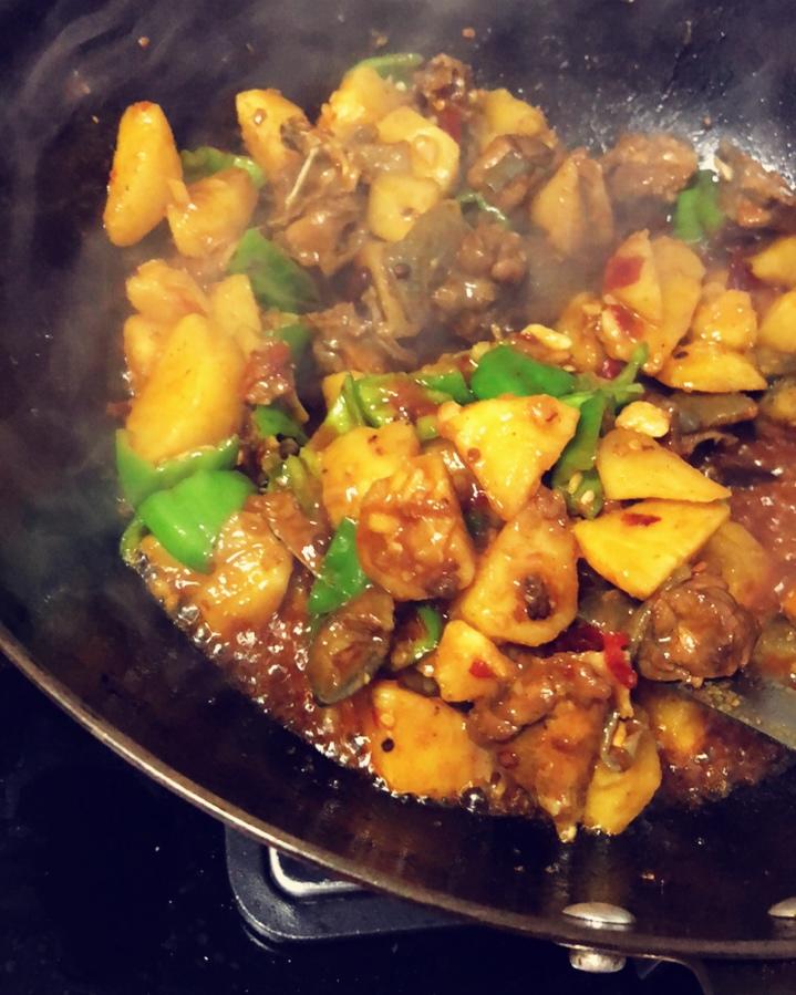 土豆烧鸡（非常下饭哦~）