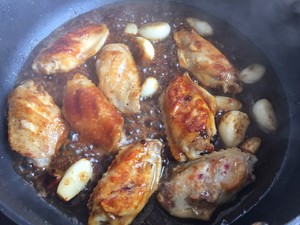 蒜香蚝油鸡翅中的做法 步骤5