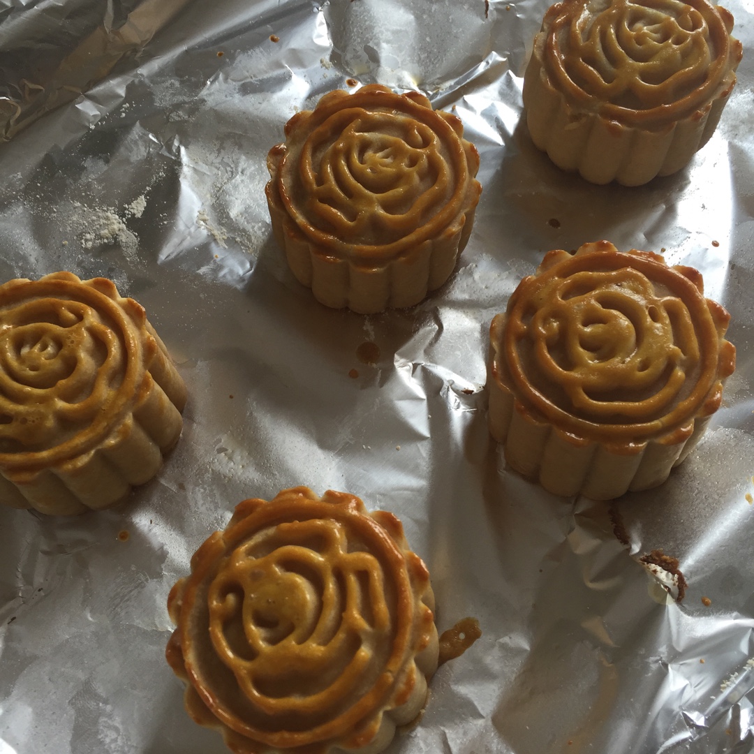 广式莲蓉蛋黄月饼（低糖）