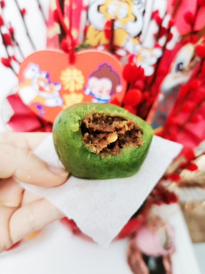 软糯清香的艾草青团（含艾草汁做法）