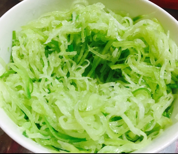 葱油萝卜丝