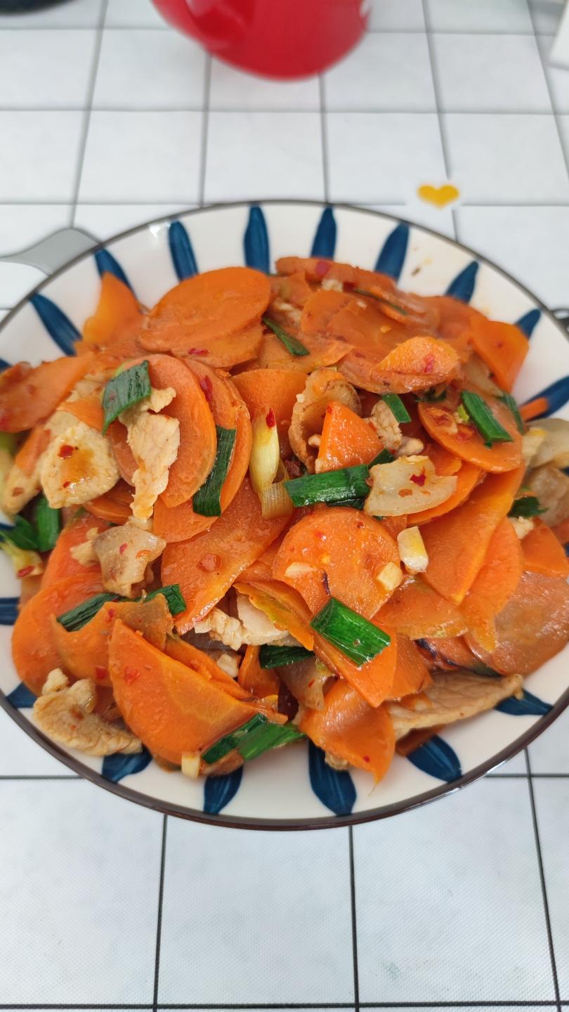 【家常小炒】胡萝卜炒肉的做法