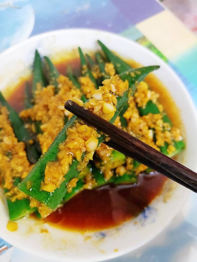 蒜蓉秋葵的做法