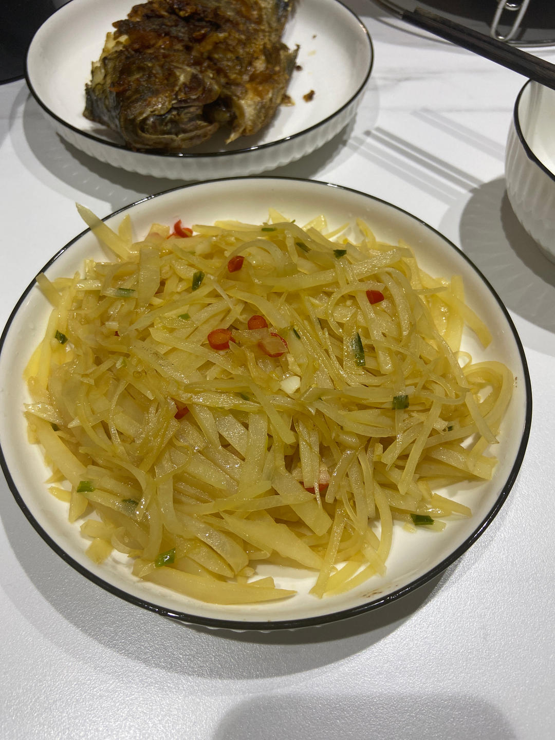 在家也能做出馆子味儿的醋溜/炝炒/酸辣土豆丝（就是那道看似简单，实则步步玄机的土豆丝）