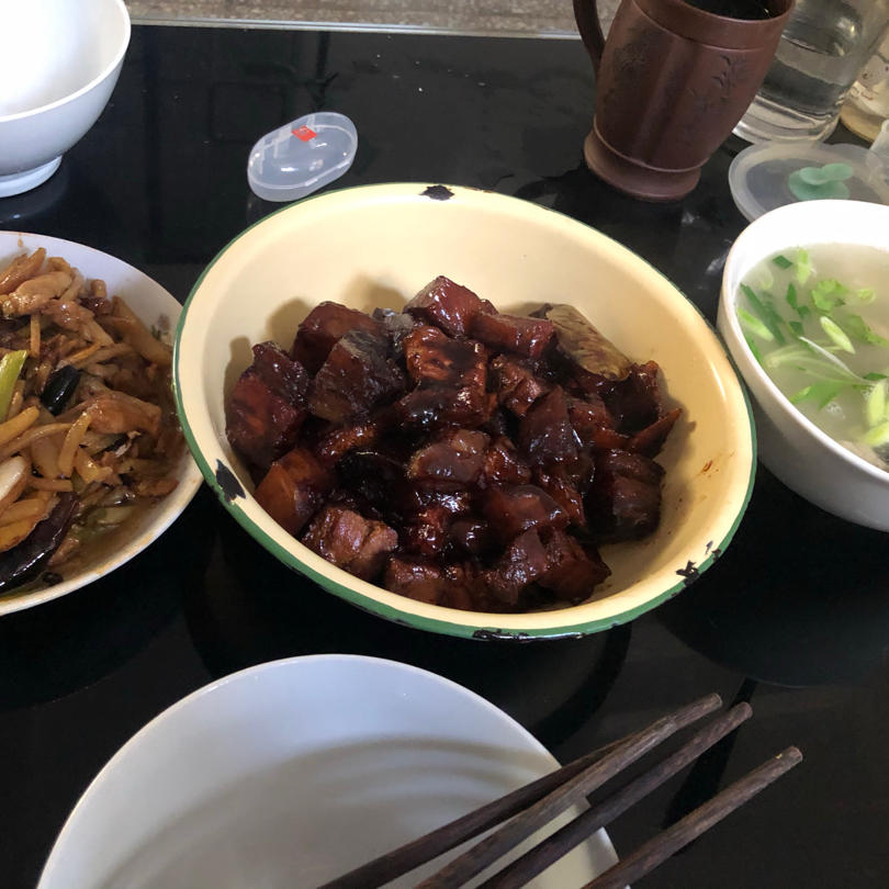 不焯水不放油的家常红烧肉