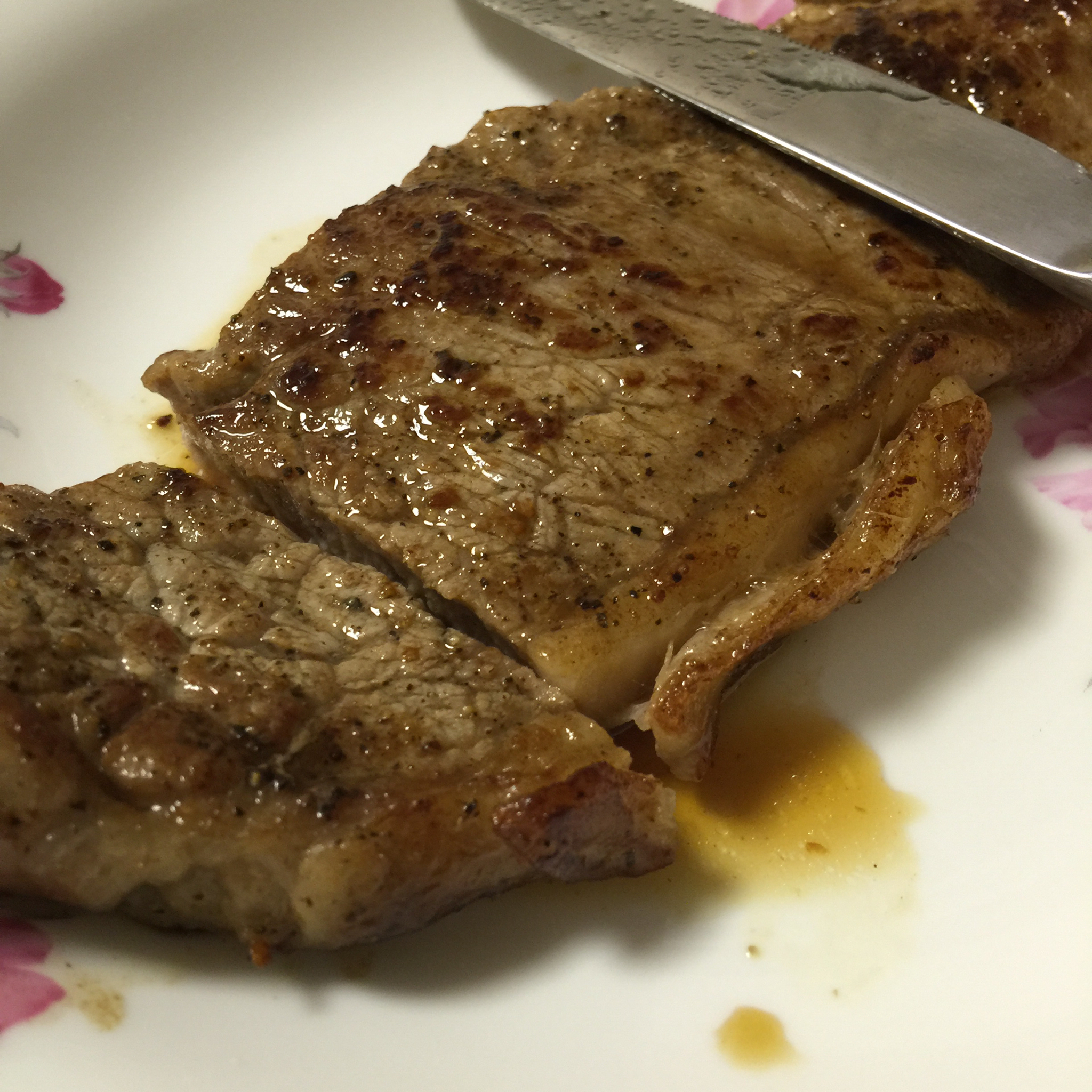 carrie淳淳做的煎牛排