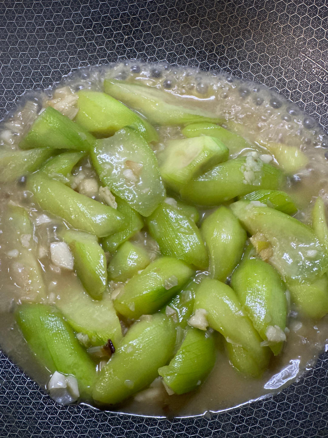 清炒丝瓜（不变黑的方法）