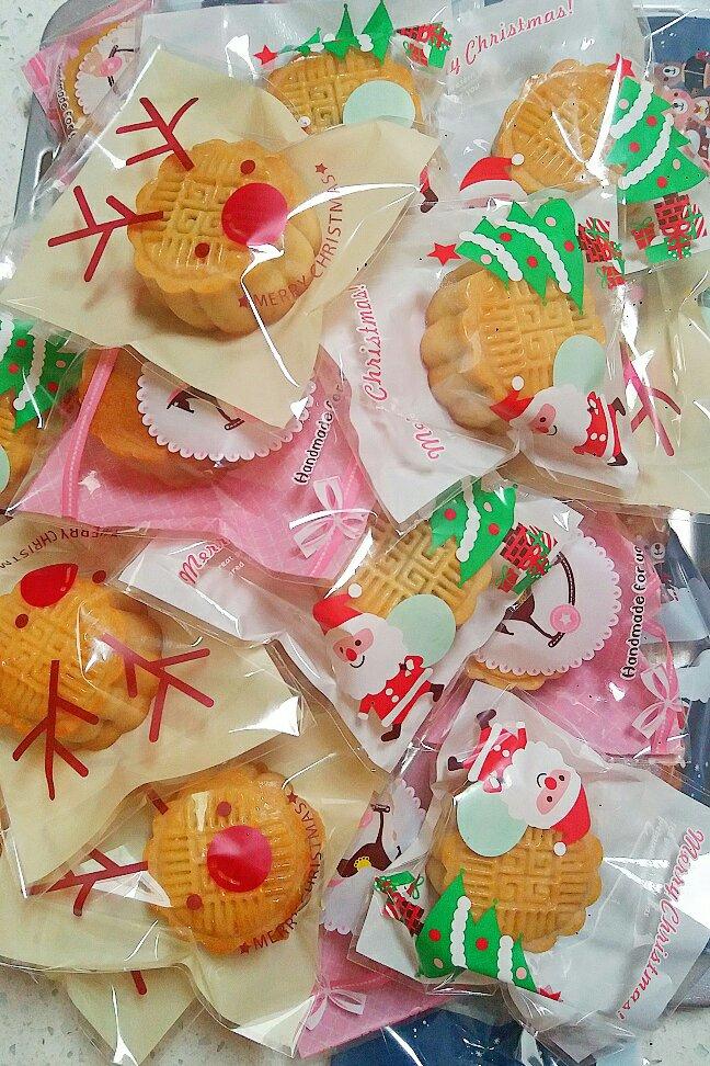 广式月饼—蛋黄莲蓉月饼